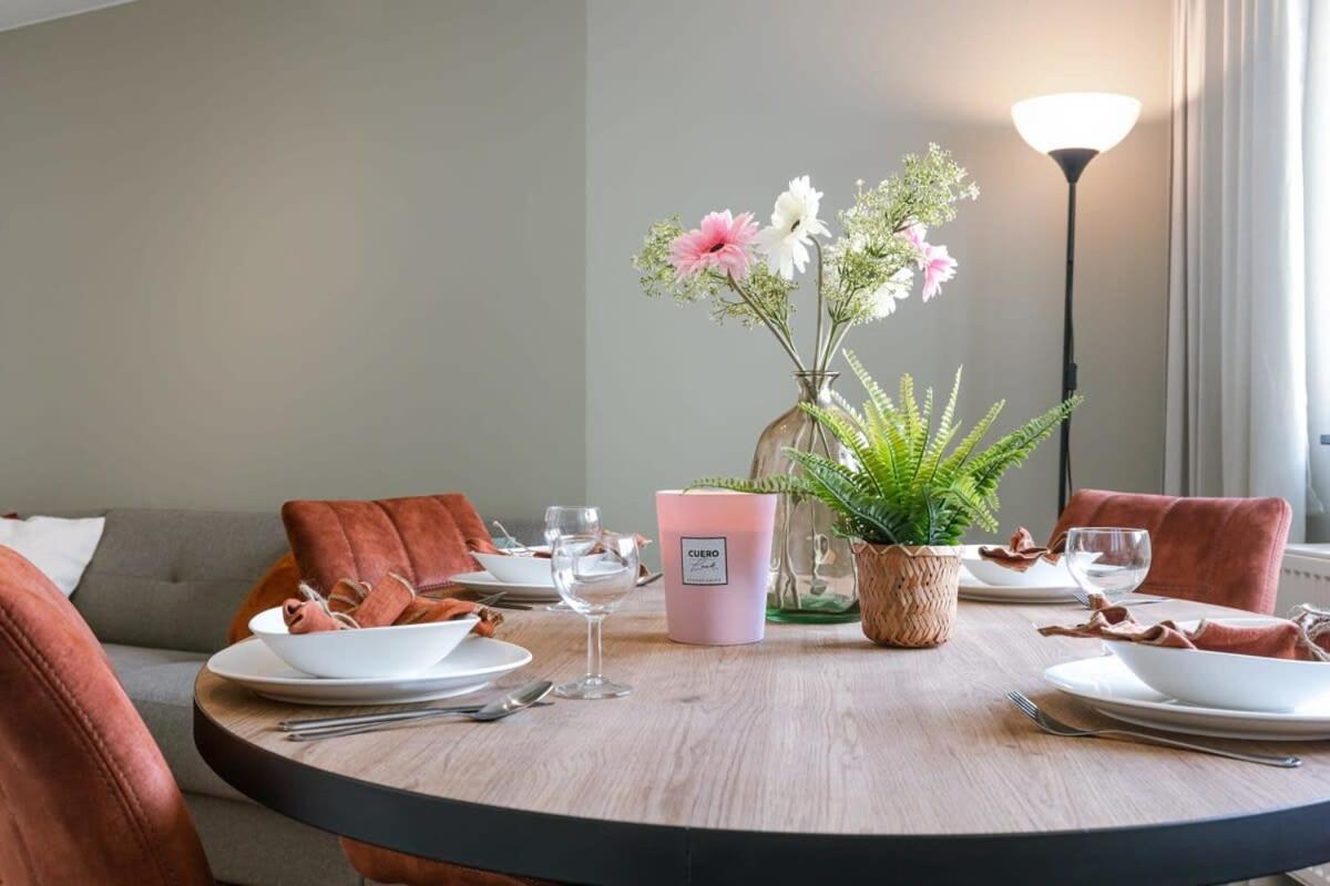 Pleasant Apartment Near The Center Of Гент Екстериор снимка